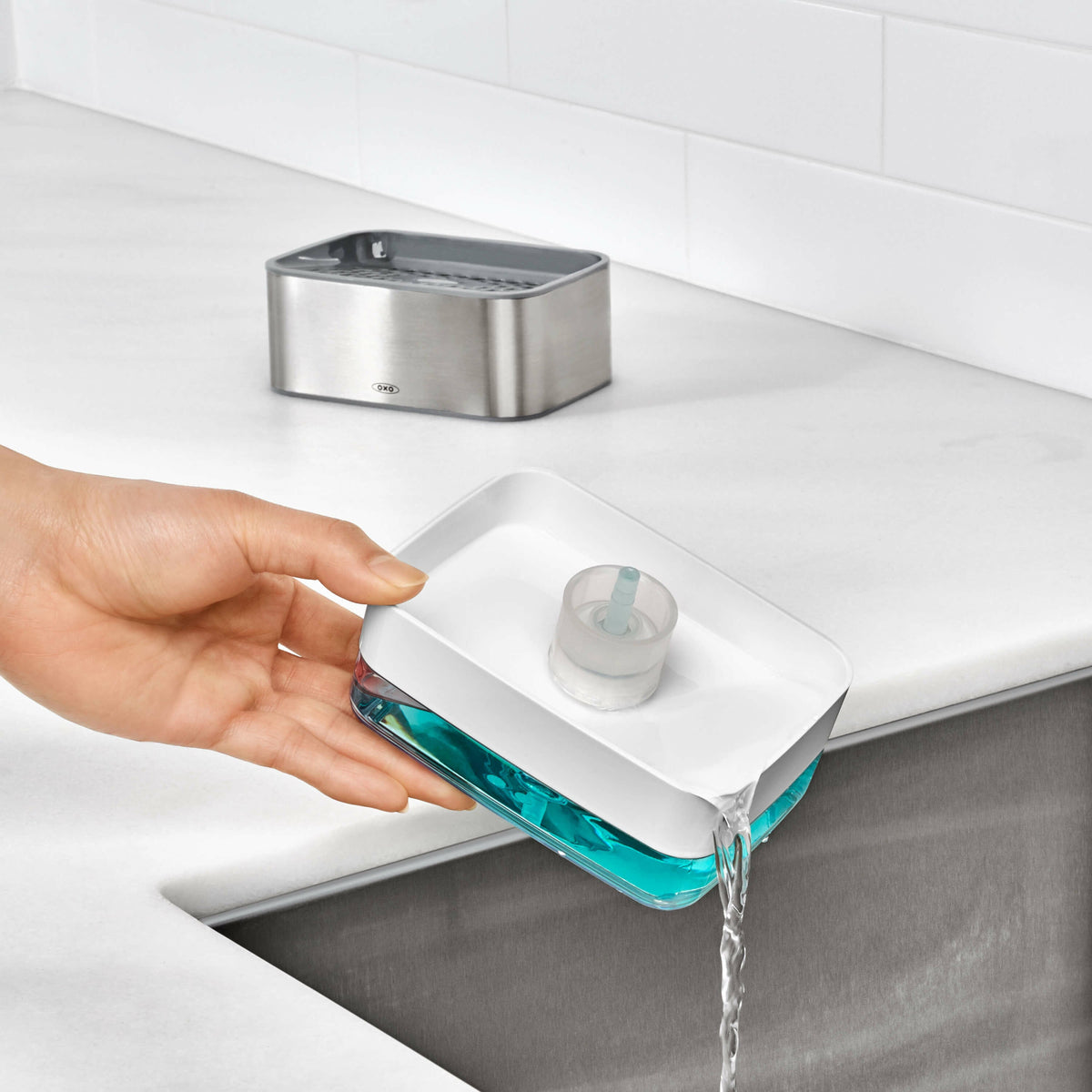 soap-dispensing-sponge-holder-l0 gg_12246400_4a_1_.jpg