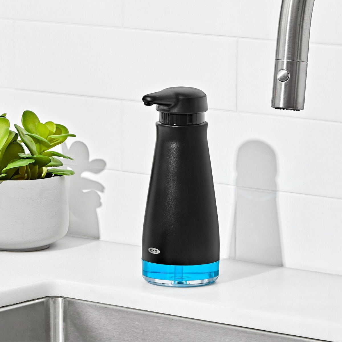 stainless-steel-soap-dispenser-black-u2 12427000_27.jpg