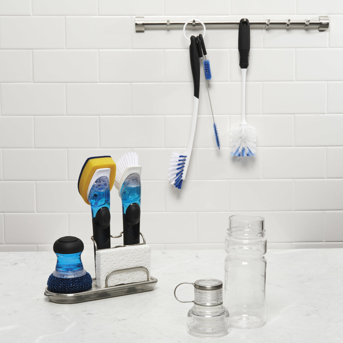 water-bottle-cleaning-set-a3 1329080_8_water_bottle_cleaning_set.jpg