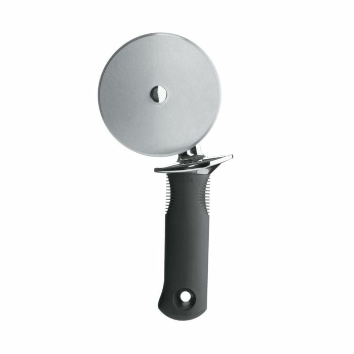 oxo-good-grips-4-pizza-wheel-e4 26681.jpg