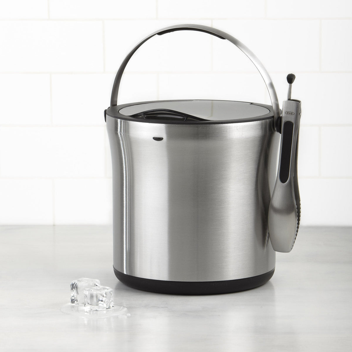 steel-ice-bucket-and-tong-set-l6 3107300_5_steel_ice_bucket_tong_set.jpg