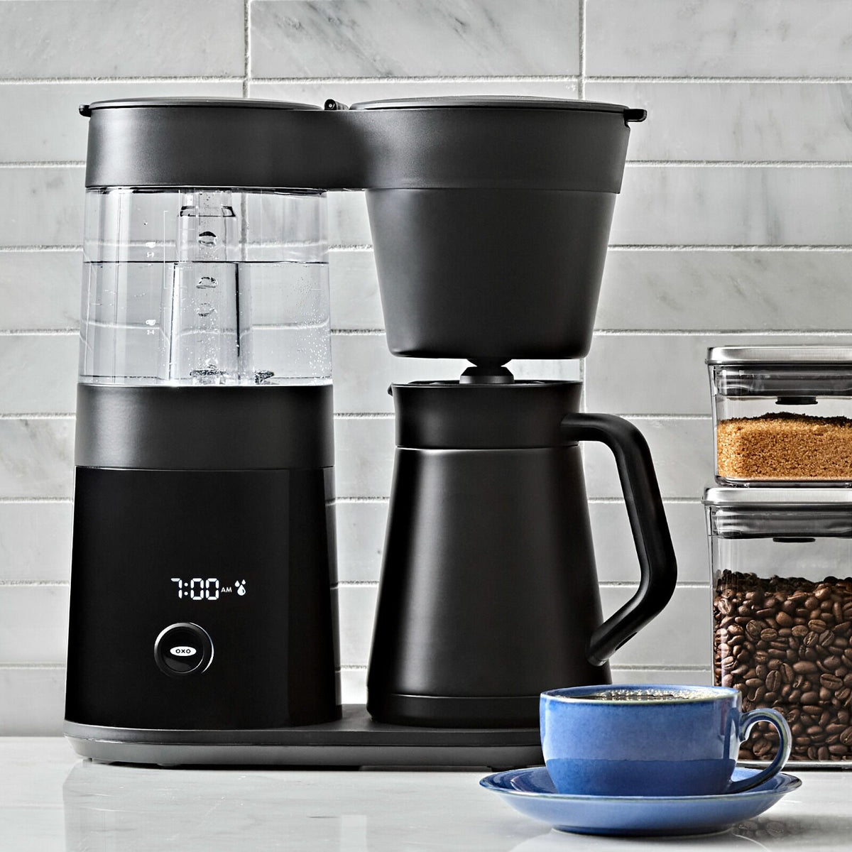 9-cup-coffee-maker-matte-black-a6 brew_8725000_9-cup-coffee-maker-black_pdp_01.jpeg