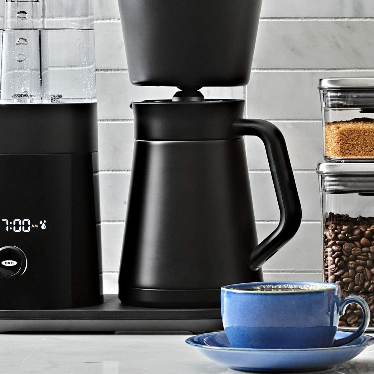 replacement-carafe-for-9-cup-coffee-maker-matte-black-m6 brew_8725100_9-cup-coffee-maker-black-carafe_pdp_03_1_.jpeg