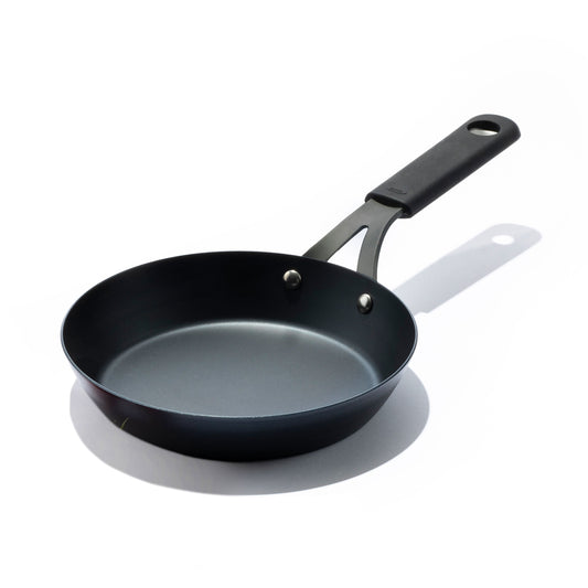 carbon-steel-obsidian-series-8-inch-frypan-with-silicone-sleeve-n2 cc005099-001-1.jpg