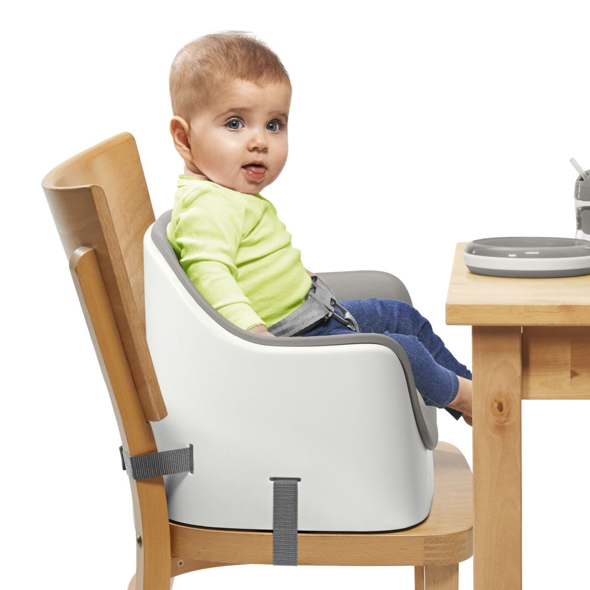 nest-booster-seat-with-removable-cushion-y5 e46fclwjikwby3rfczub.jpg