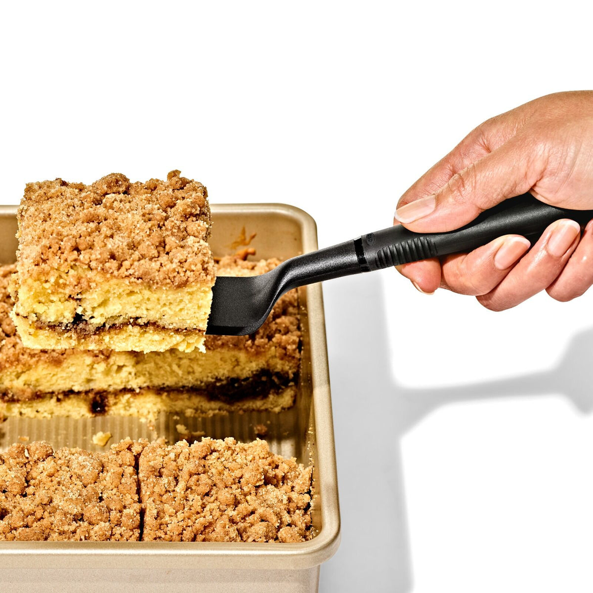 nylon-cut-and-serve-turner-p6 gg_11229000v1_nyloncutservespatula_pdp_02.jpg