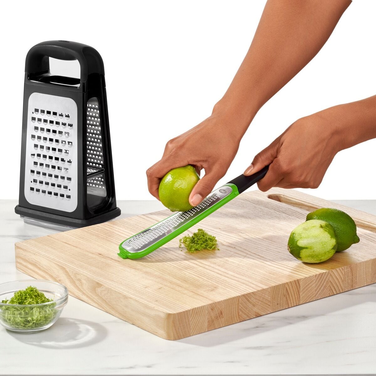 etched-box-grater-with-removable-zester-m5 gg_11231700_4a.jpg