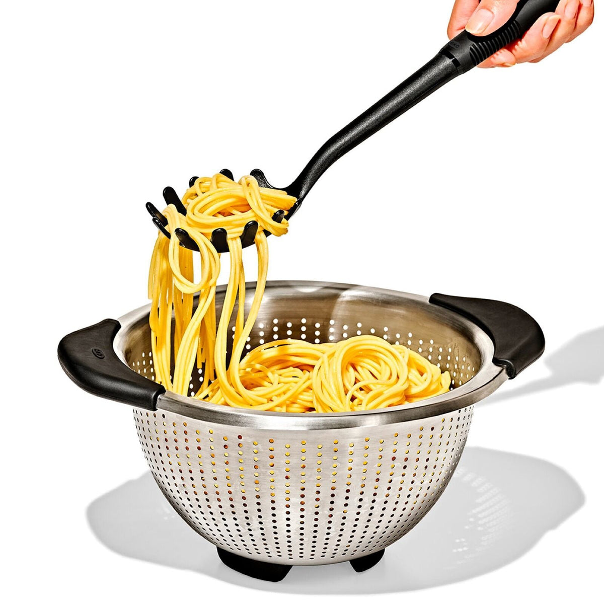 4-piece-nylon-tool-set-q5 gg_1127080v5_4pcnylonutensilset_pdp_03.jpg