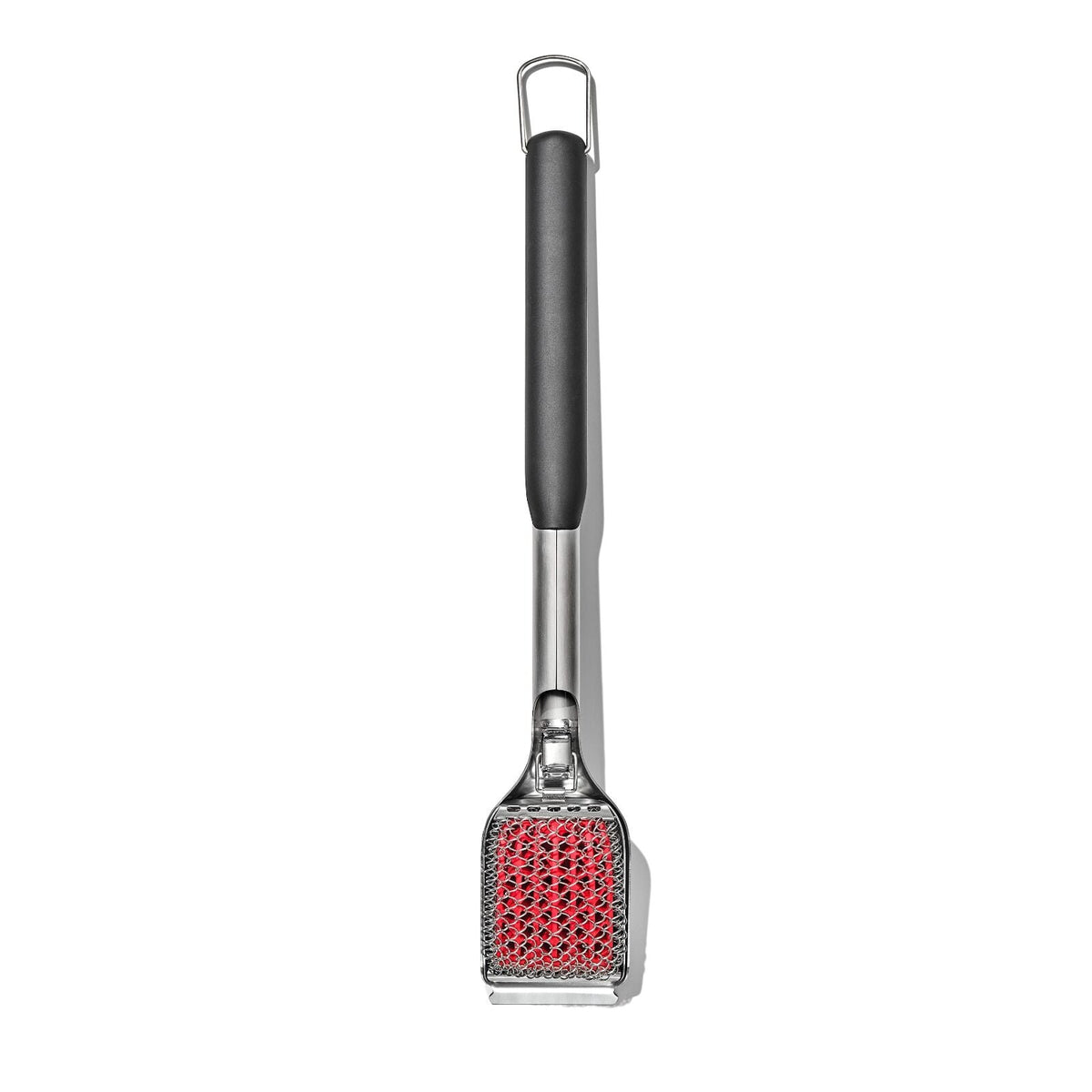 coiled-grill-brush-with-replaceable-head-p2 gg_11356300_coiledgrillbrush_05.jpg
