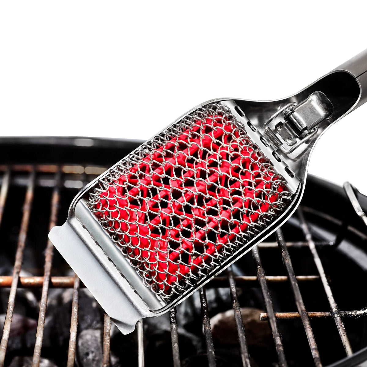 coiled-grill-brush-with-replaceable-head-p2 gg_11356300_coiledgrillbrush_pdp_04.jpg