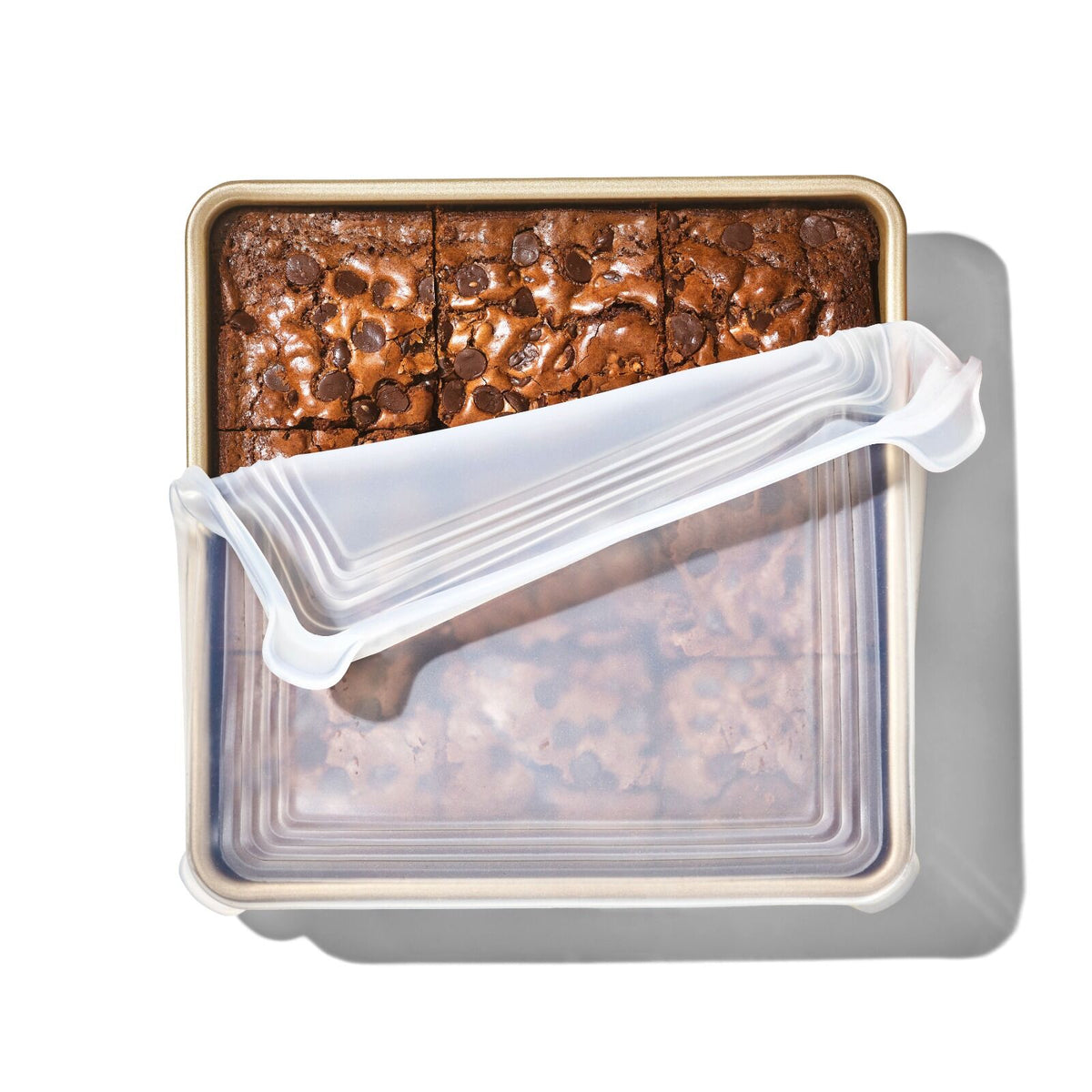 silicone-bakeware-lid-9in-x-9in-a1 gg_11360500_siliconebakewarelid9x9_pdp_03.jpg