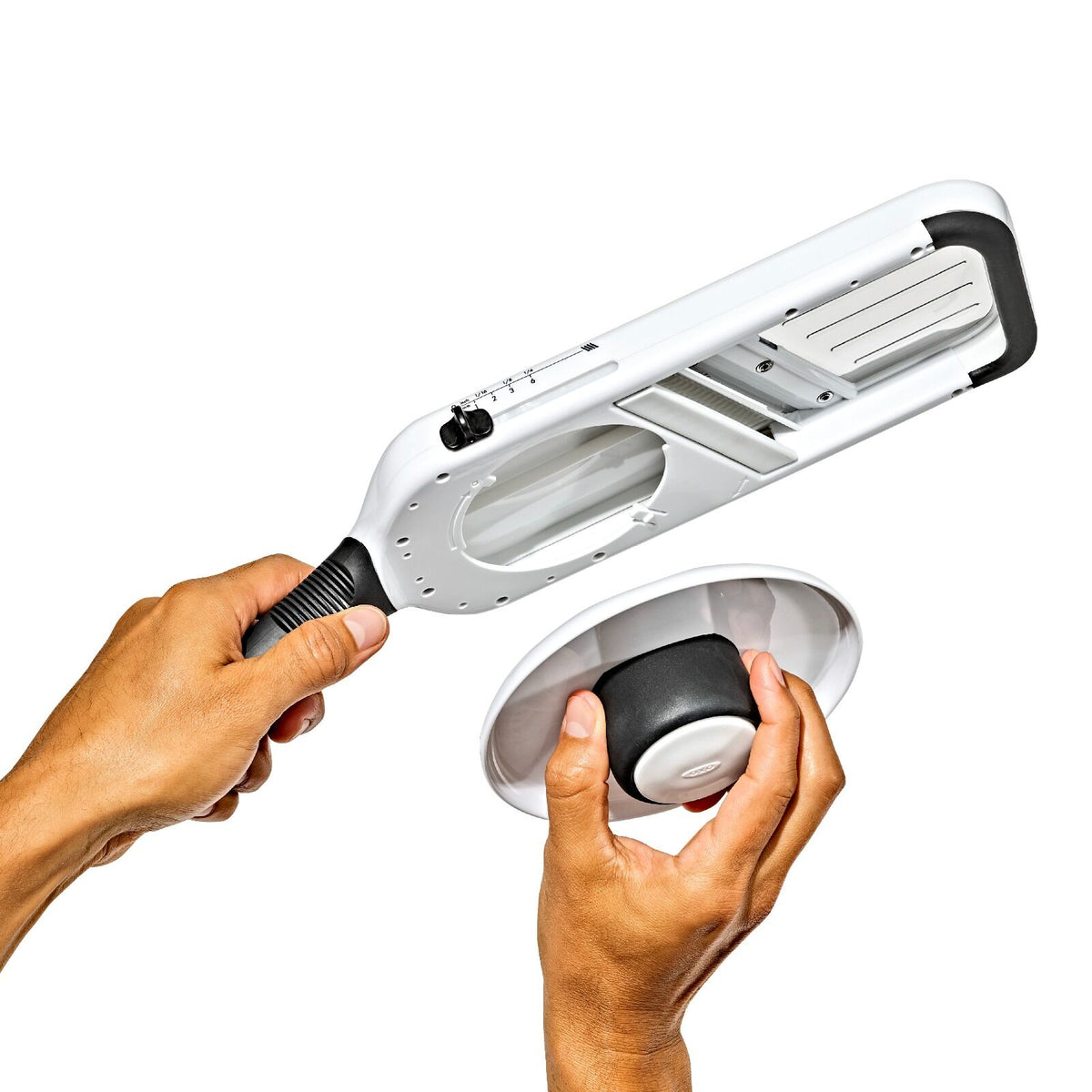 precision-handheld-mandoline-k1 gg_11391800_precisionhandheldmandoline_pdp_05.jpeg