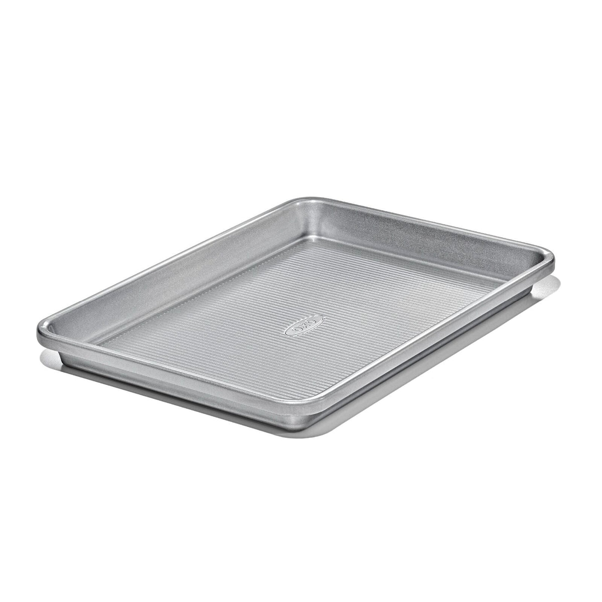 non-stick-pro-clear-coated-quarter-sheet-pan-y5 gg_11434900_quarter-sheet-pan_pdp_04.jpeg
