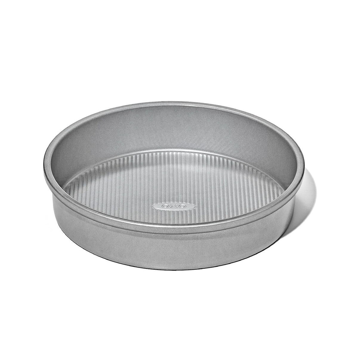 non-stick-pro-clear-coated-9in-round-cake-pan-i8 gg_11435100_9in-round-cake-pan_apdp_00_main.jpeg