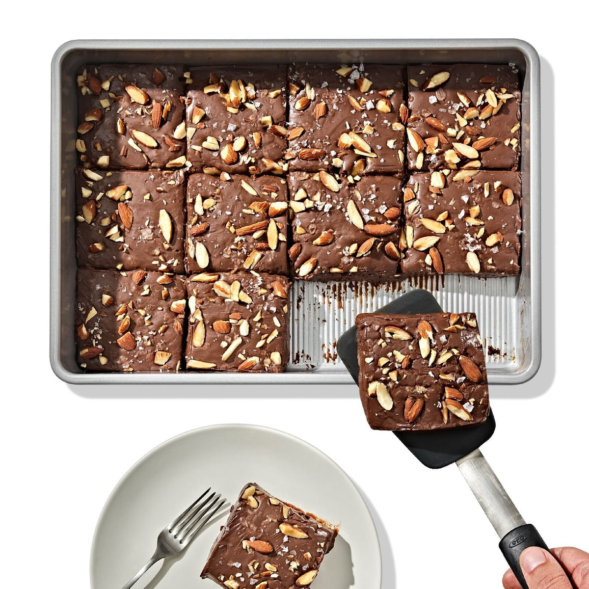 non-stick-pro-clear-coated-9inx13in-cake-pan-y7 gg_11435500_9x13-cake-pan_pdp_03.jpeg
