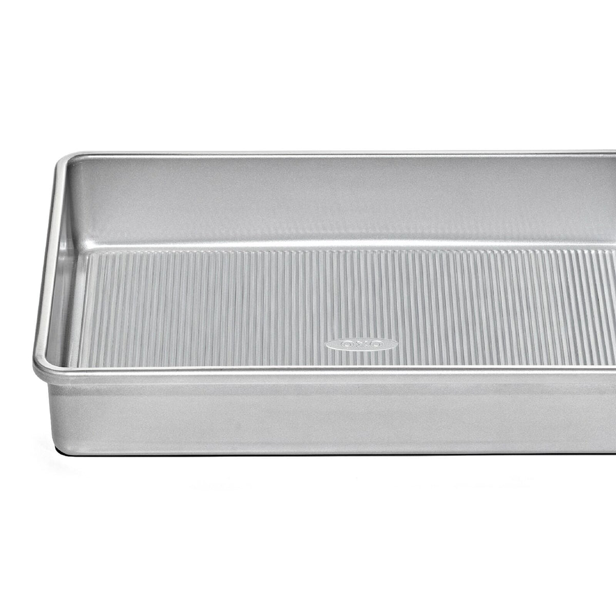 non-stick-pro-clear-coated-9inx13in-cake-pan-y7 gg_11435500_9x13-cake-pan_pdp_05.jpeg