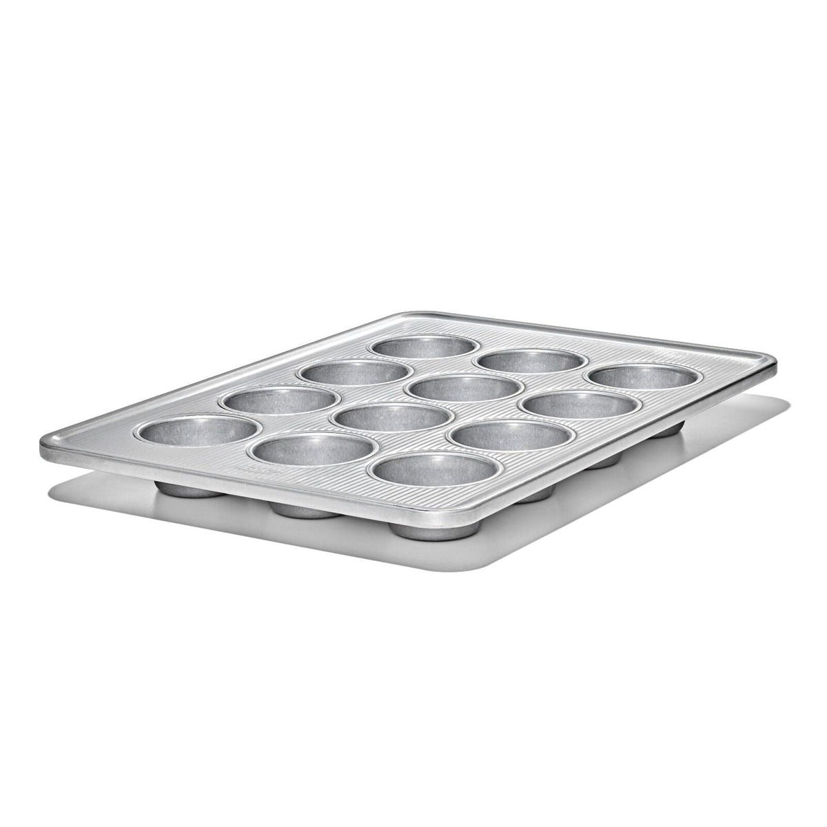 non-stick-pro-clear-coated-12-cup-muffin-pan-r8 gg_11435600_12-cup-muffin-pan_pdp_03.jpeg