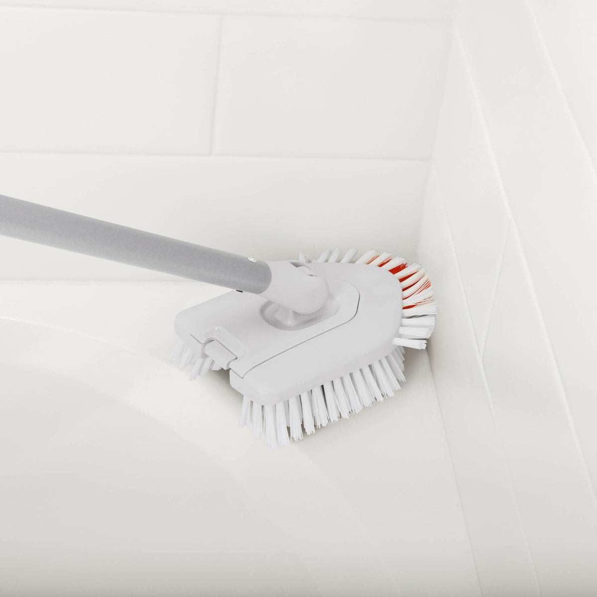 extendable-tub-and-tile-brush-j1 gg_12166000_6_1_.jpg
