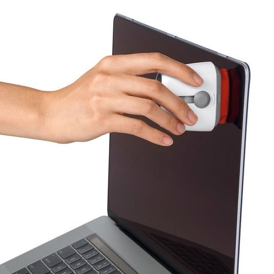 sweep-and-swipe-laptop-cleaner-o1 gg_12246100_4a.jpg