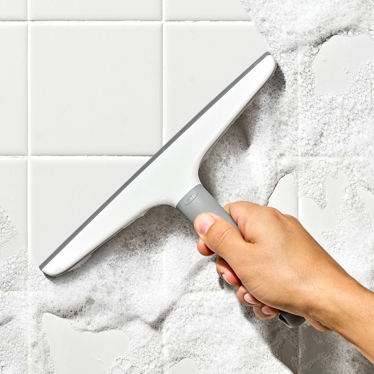 multi-use-squeegee-with-hook-z9 gg_12397800_multiusesqueegeehook_pdp_02.jpg