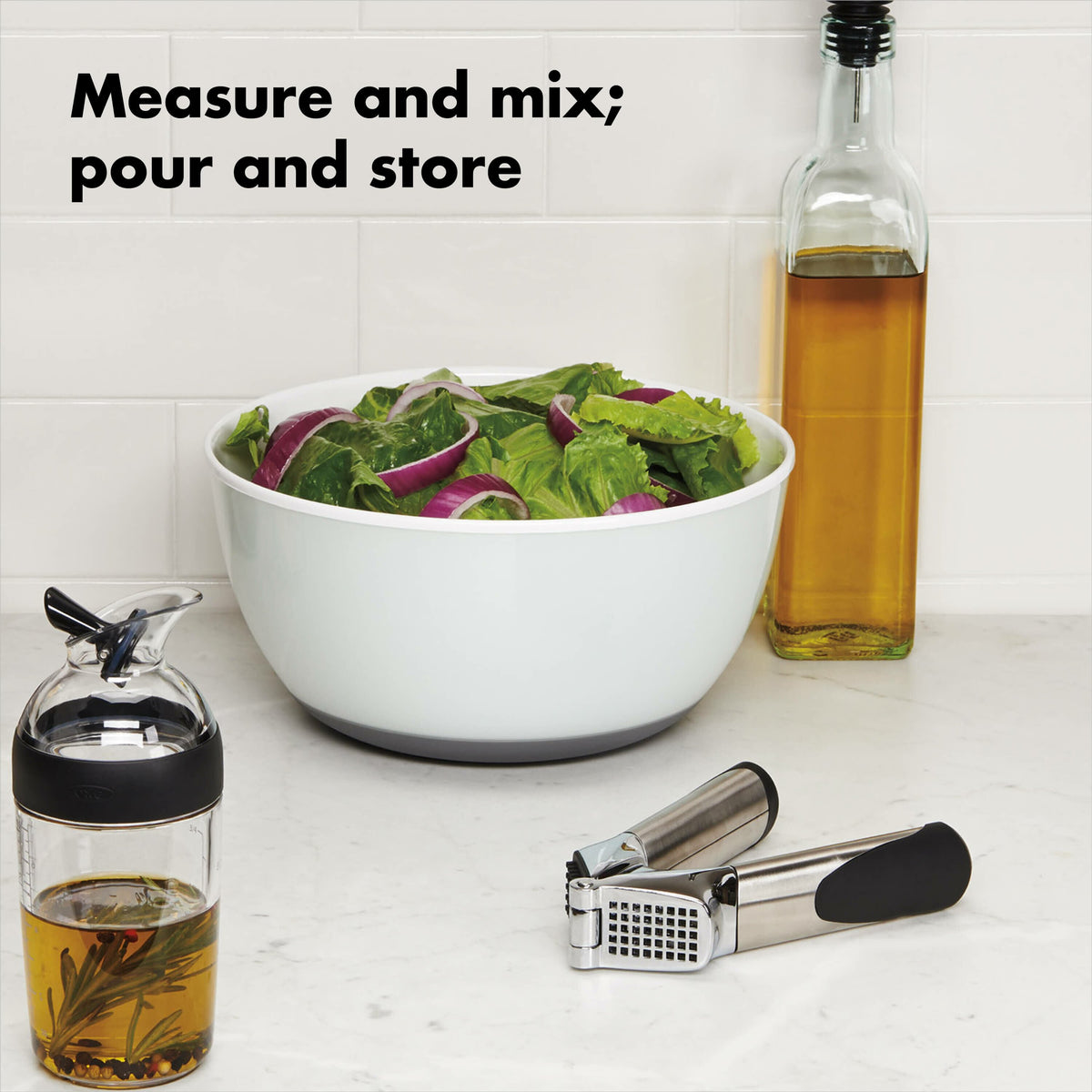 little-salad-dressing-shaker-d7 gg_1268980_8_1_.jpg