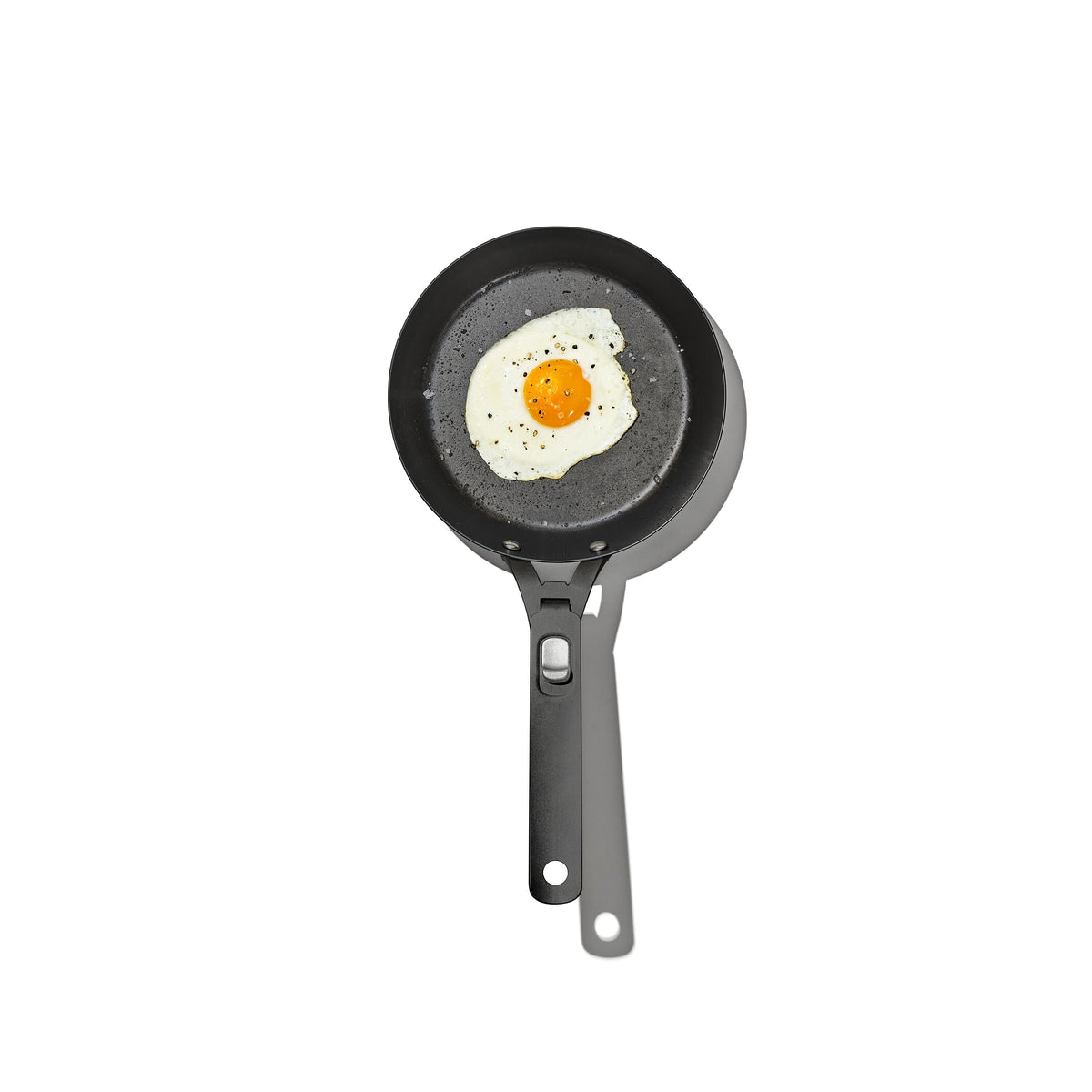 carbon-steel-with-removable-handle-8in-pan-b7 od__2059660001__8incarbonsteelpan_72_p_rgb_1.jpg
