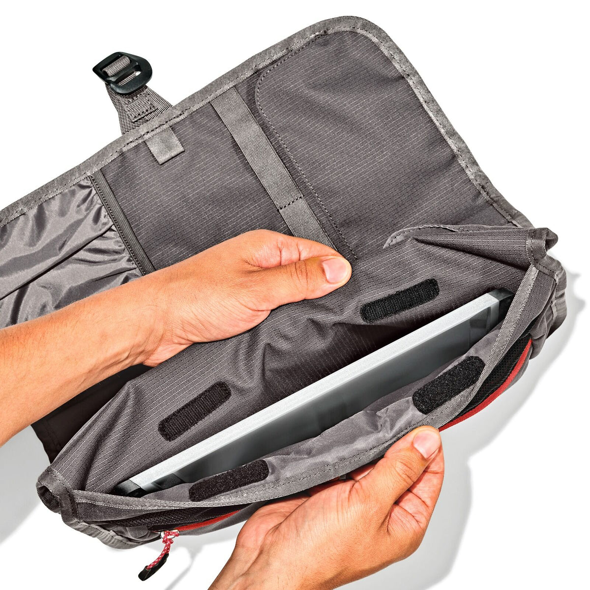 outdoor-camp-kitchen-tool-roll-a7 odr_9113900_campkitchentoolroll_pdp_07.jpeg