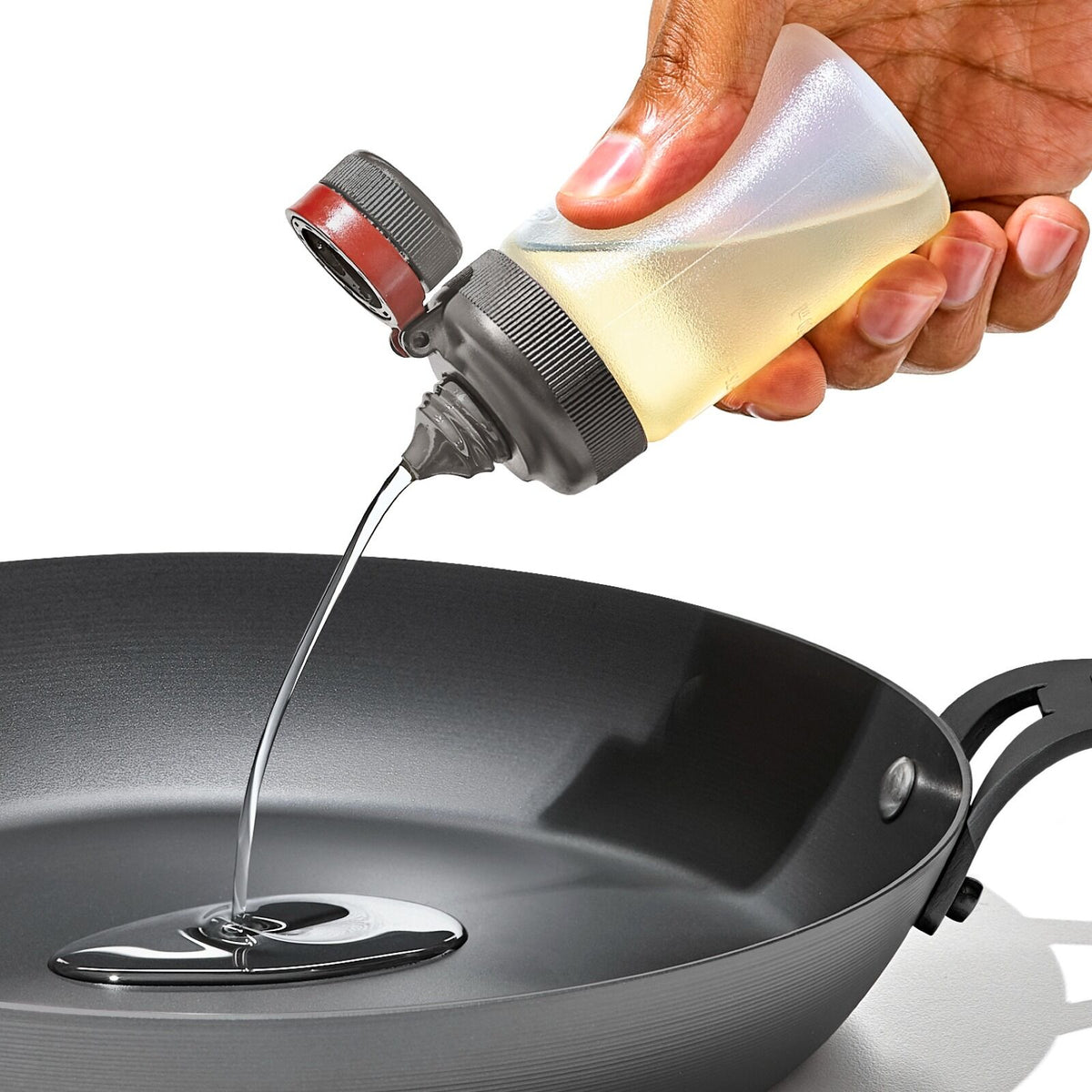 outdoor-7-piece-spice-shaker-and-squeeze-bottle-set-c2 odr_kitchen-prep-spice-sets-condiment_pdp_09.jpeg