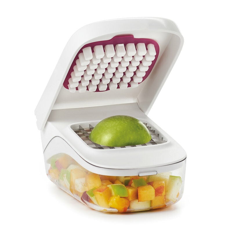 vegetable-chopper-with-easy-pour-opening-o4 onion_7.jpg