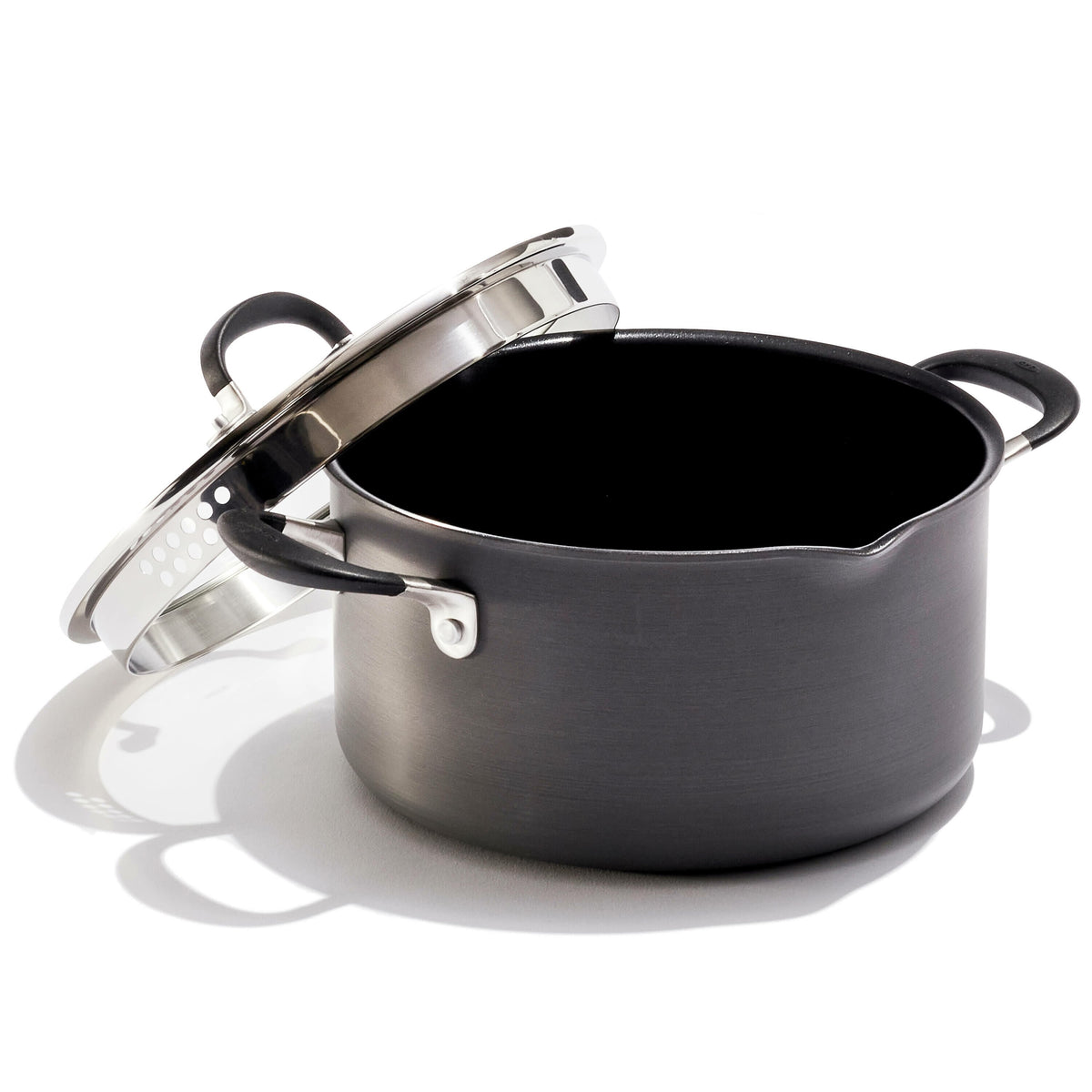 non-stick-6-quart-stock-pot-with-lid-s2 oxo_6qstockpot_product_1_.jpg