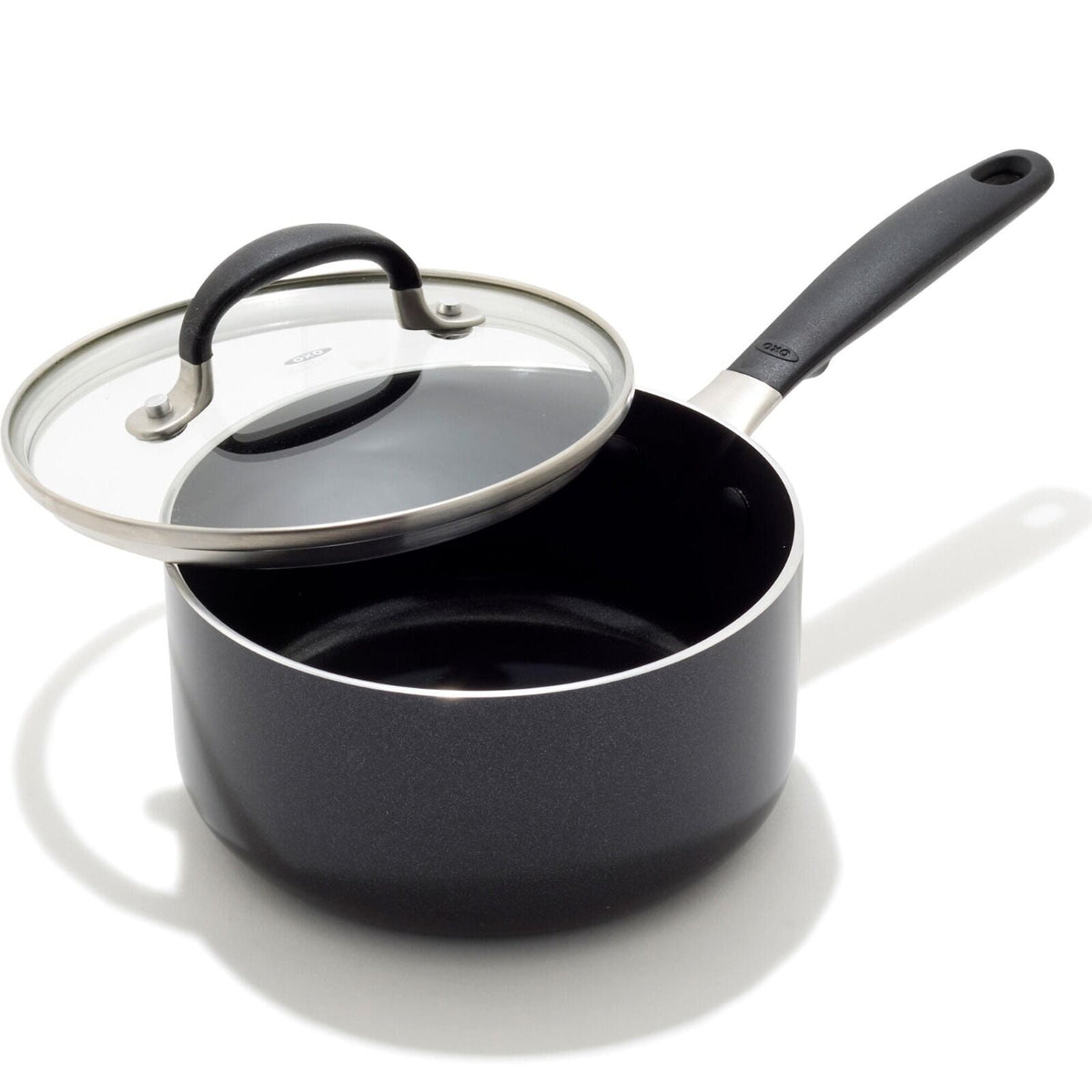 non-stick-pro-every-day-1-6-qt-saucepan-with-lid-l3 oxo_cc010467-001_nonstick-everyday-1p6qt-saucepan_pdp_01.jpg