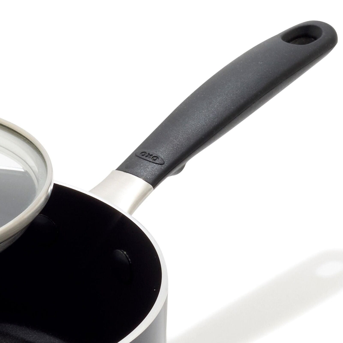 non-stick-pro-every-day-1-6-qt-saucepan-with-lid-c7 oxo_cc010467-001_nonstick-everyday-1p6qt-saucepan_pdp_04.jpg