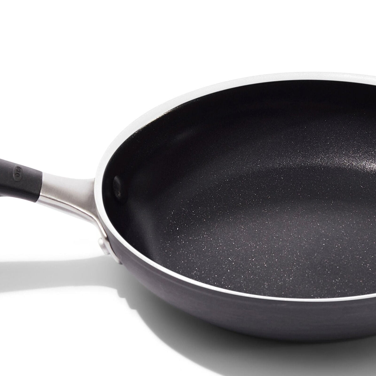 non-stick-pro-every-day-8-inch-frypan-u4 oxo_cc010468-001_nonstick-everyday-8in-fry-pan_pdp_06.jpg