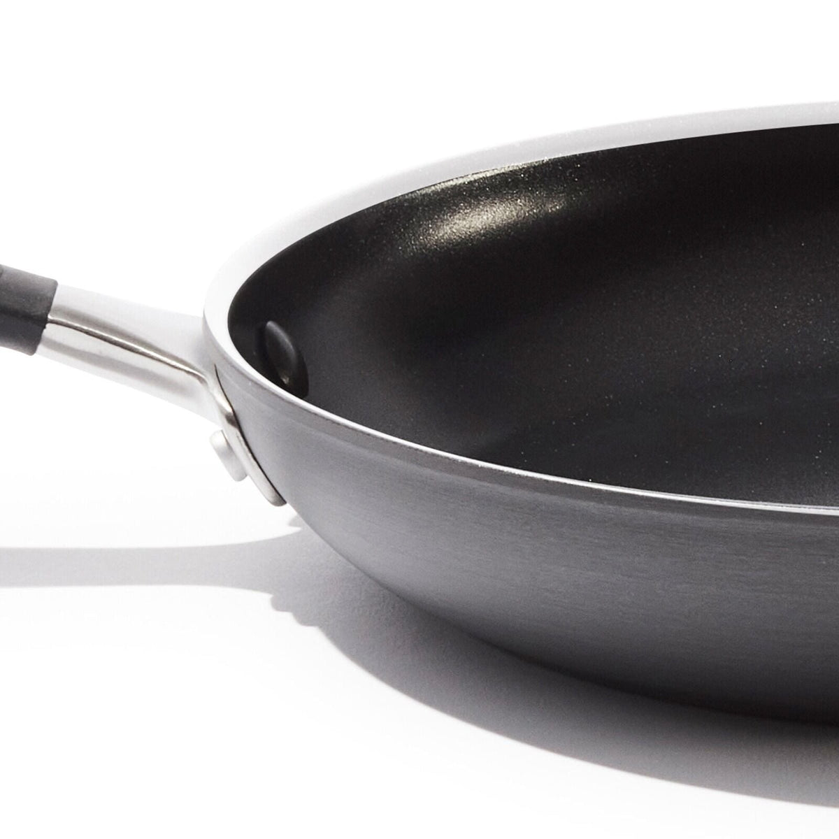 non-stick-pro-every-day-12-inch-frypan-b1 oxo_cc010470-001_nonstick-everyday-12in-fry-pan_pdp_06.jpg