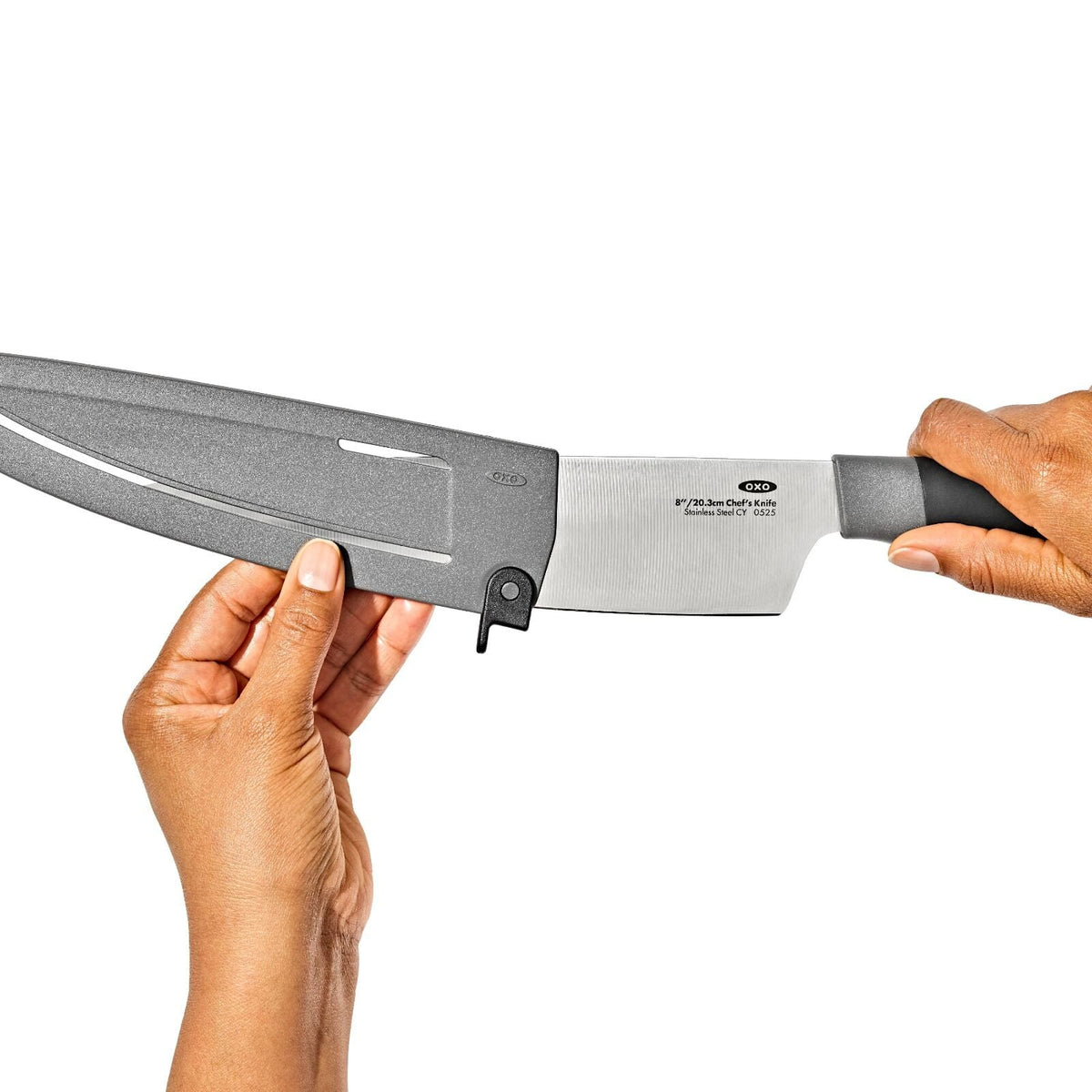 8-in-chefs-knife-with-locking-sheath-q1 oxo_chefs-knife-with-sheath_pdp_02.jpeg