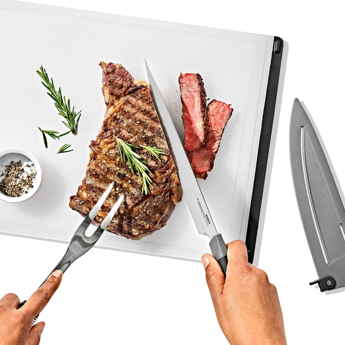 8-in-chefs-knife-with-locking-sheath-q1 oxo_chefs-knife-with-sheath_pdp_05.jpeg