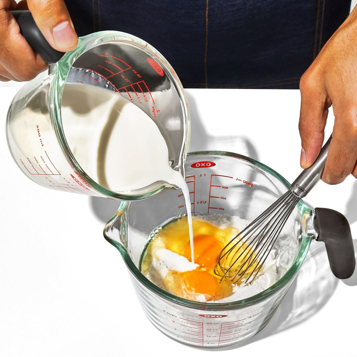 2-cup-and-4-cup-glass-measuring-cup-set-m0 oxo_glass_measuring_cups-11384700_016.jpg