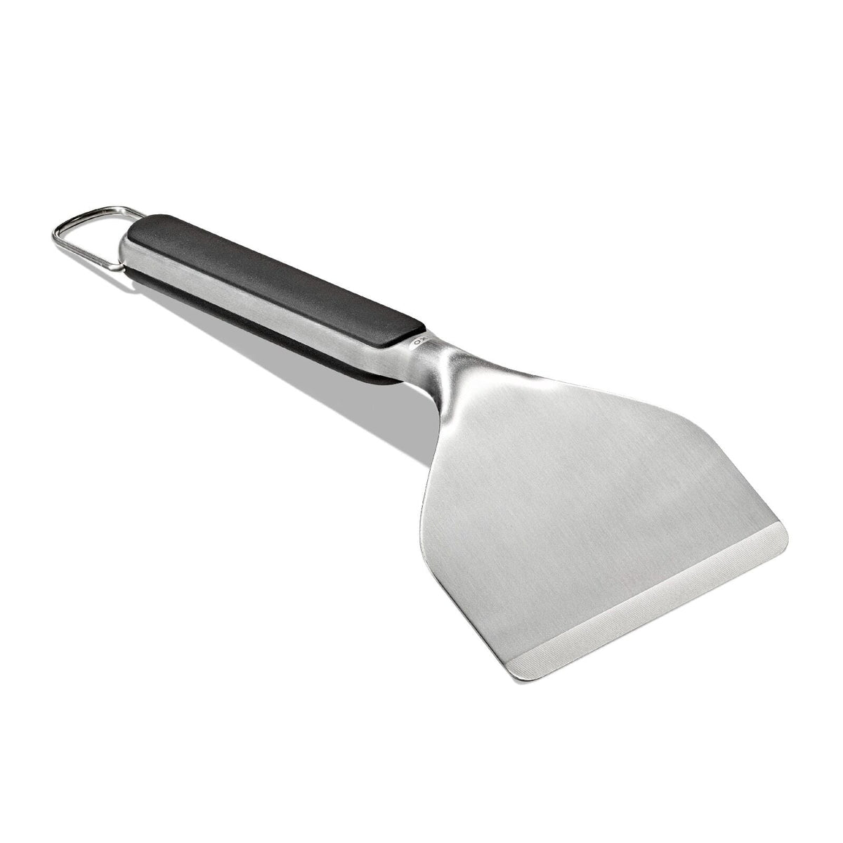 griddle-scraper-y3 oxo_griddle-scraper_apdp_00_main__1.jpeg