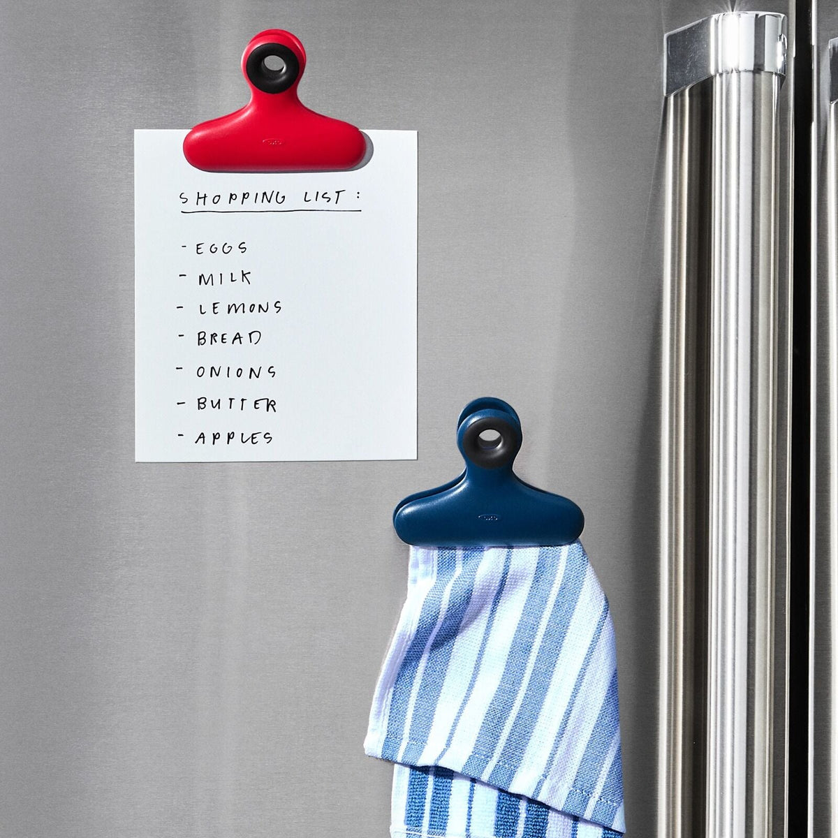 magnetic-heavy-duty-clips-4-piece-n2 oxo_heavy-duty_clips-13362600_011.jpg