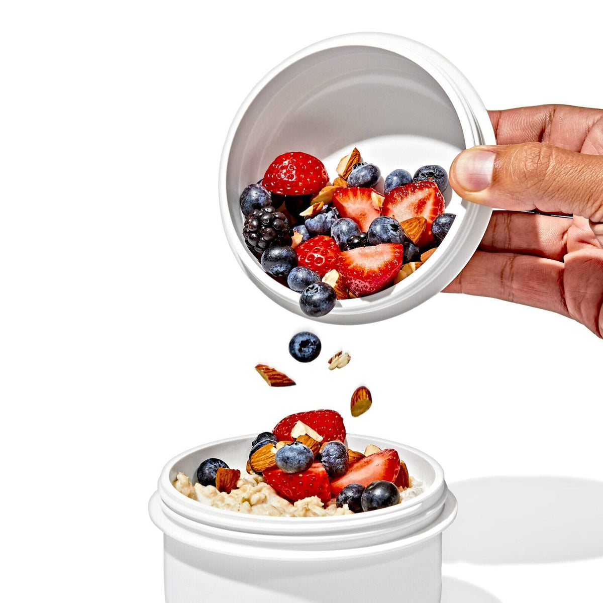 prep-and-go-large-cup-duo-n7 oxo_prep-go-duo-cup_pdp_01_1_.jpeg
