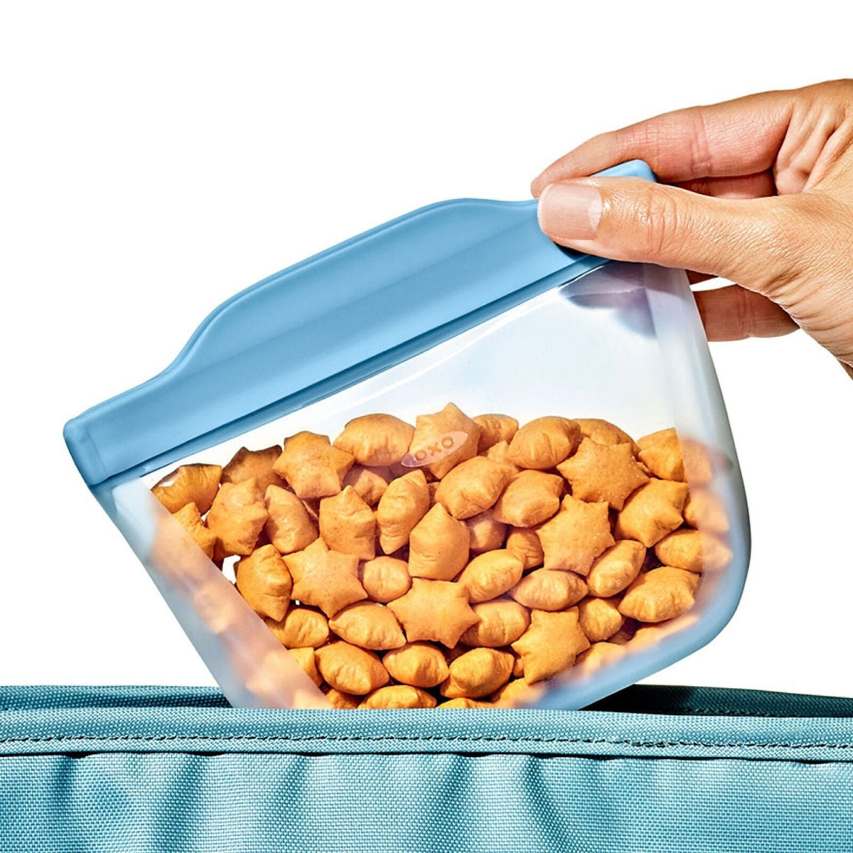 tot-silicone-reusable-bags-2-piece-mixed-snack-set-w1 tot_61166200_2pcbagcupsnackset-dusk_pdp_02.jpg