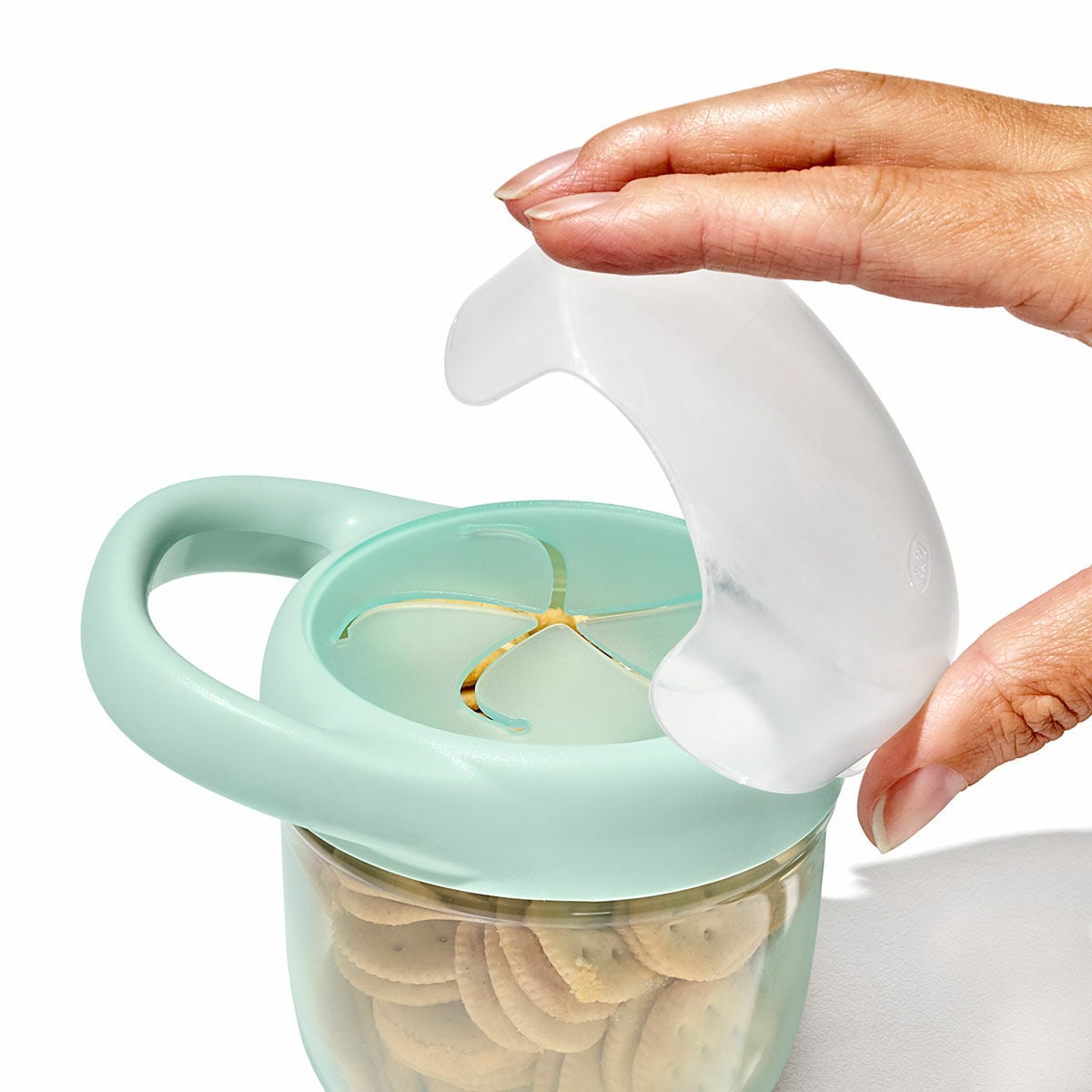 tot-snack-cup-with-lid-2-pack-z2 tot_61167200_snackcupwlid-opalblossom_05.jpg