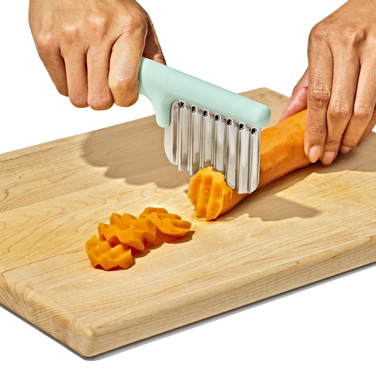 crinkle-cutter-b8 tot_61176500_crinkle-cutter-opal_pdp_03.jpeg