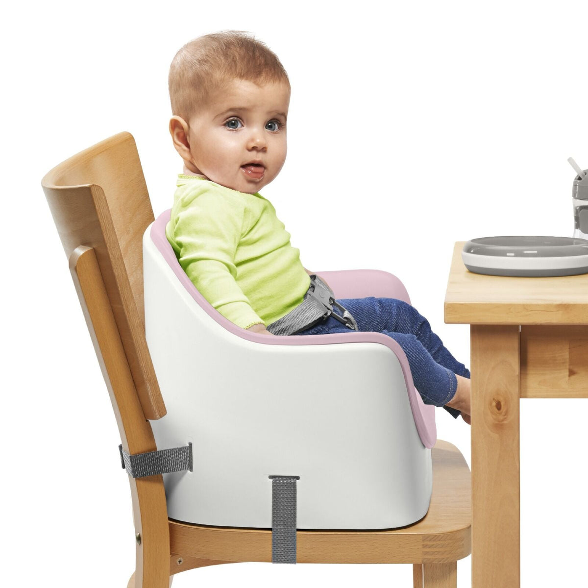 nest-booster-seat-2-0-o9 tot_63172700_nest_2_blossom_pdp_03.jpeg